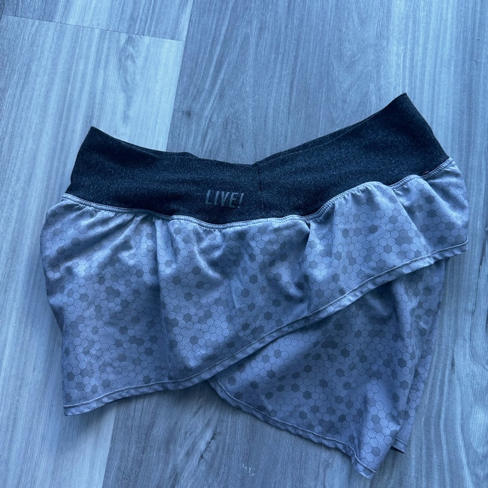 Live! Shorts - Picture 11 of 11